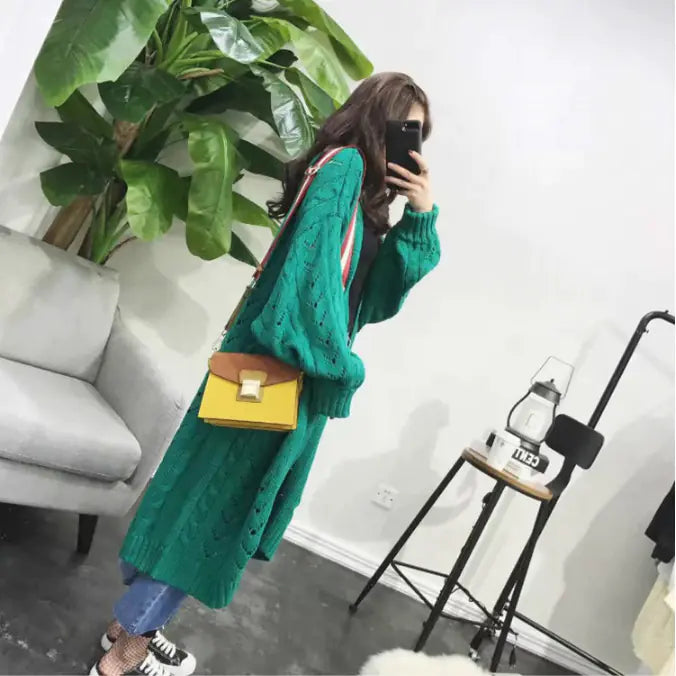Autumn Women's Korean Style Knitted Cardigan (Long)