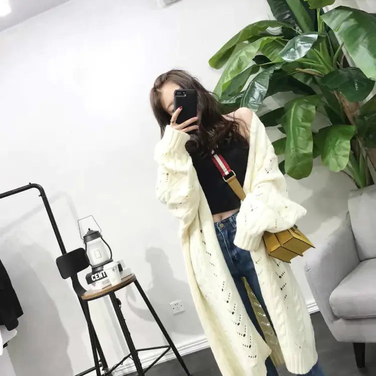 Autumn Women's Korean Style Knitted Cardigan (Long)